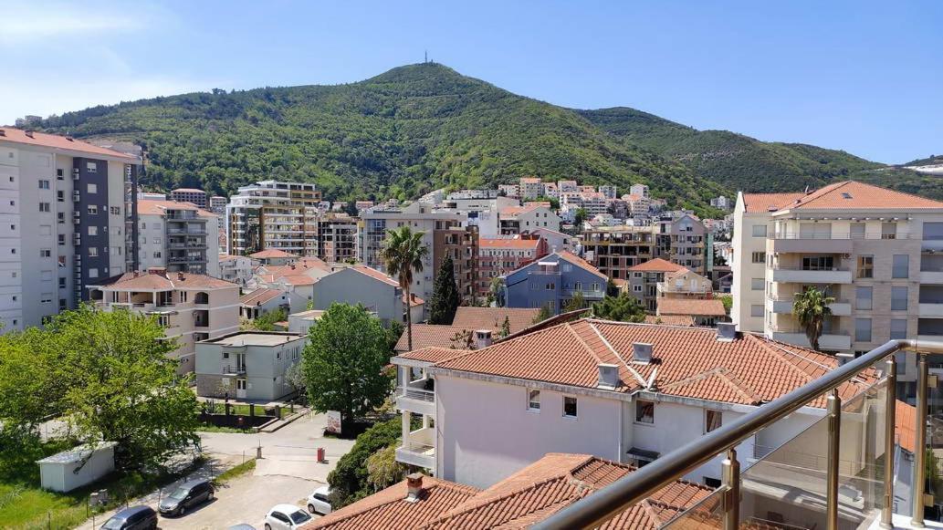 Apartment Adrialux Budva Dış mekan fotoğraf
