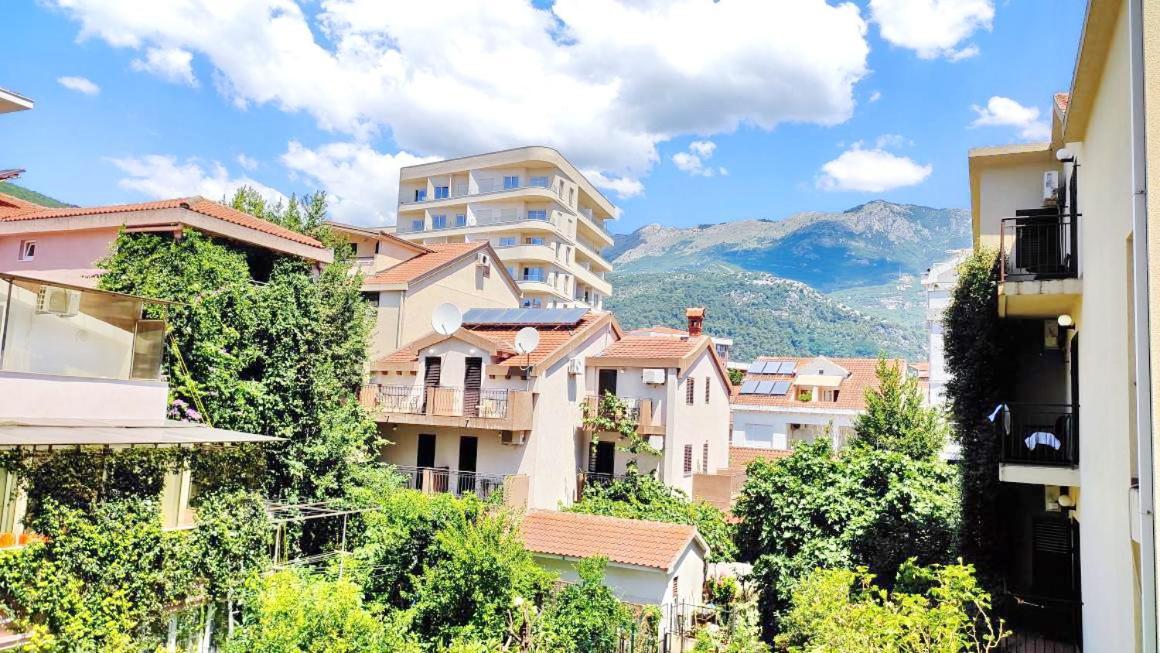 Apartment Adrialux Budva Dış mekan fotoğraf